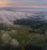 Fenomén lokální tlakové výše, kterou Rudolf Kovařík přičítá působení Marcebily. Fotografie pochází z dronu ČHMU. 